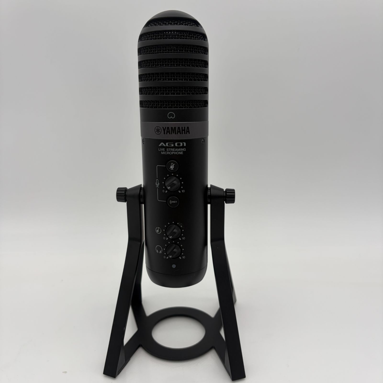 ヤマハ ライブストリーミングマイクロフォン マイク一体型 ブラック AG01 ヤマハ YAMAHA AG01 ライブストリーミングマイクロフォン USBマイク