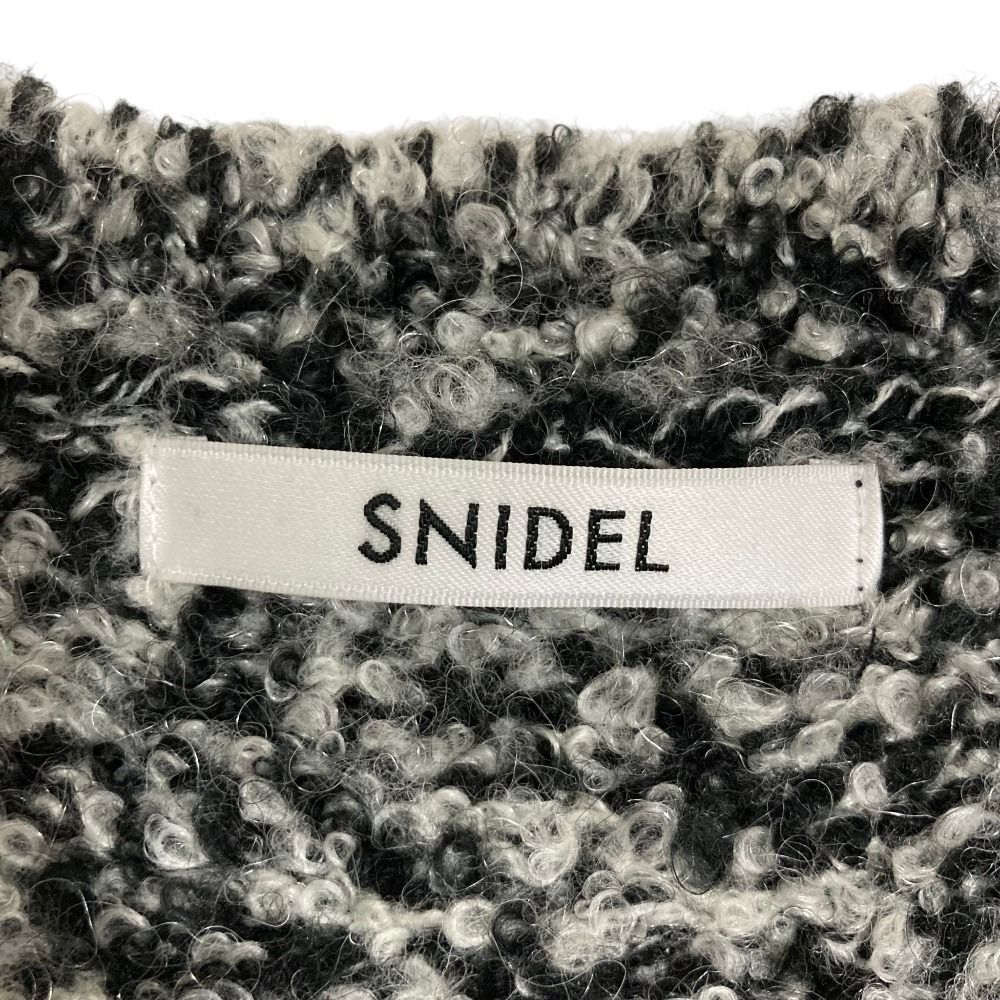 美品 24AW SNIDEL スナイデル ブークレロゴニットプルオーバー