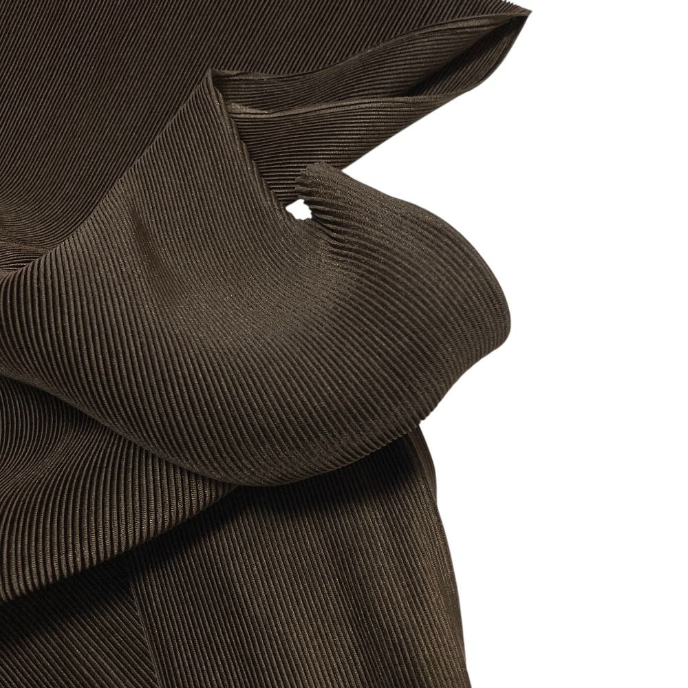 ISSEY MIYAKE カットソー プリーツ加工 ハイネック ノースリーブ サイドスリット サイズＭ IM31-PK603 ポリエステル 中古・古着通販】me ISSEY MIYAKE (ミーイッセイ ミヤケ) ハイネック