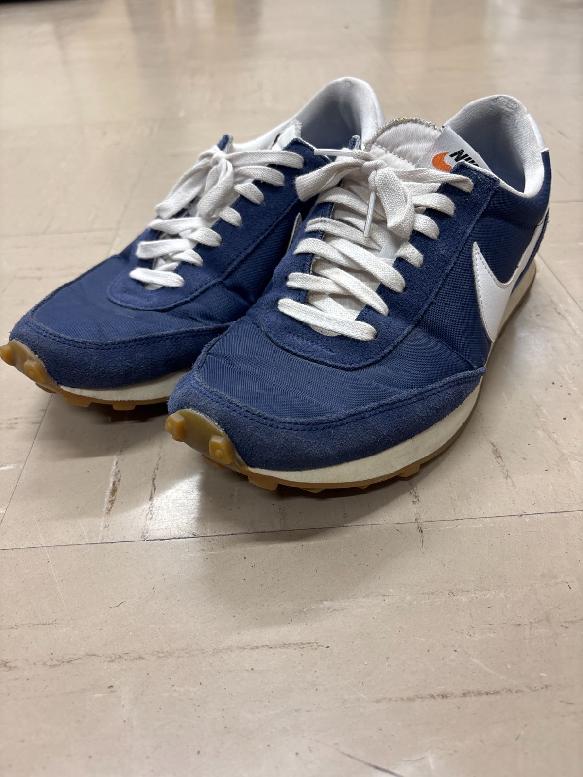 送料無料 ナイキ NIKE ワッフルトレーナー2 ネイビー DD4801-410 27.5 