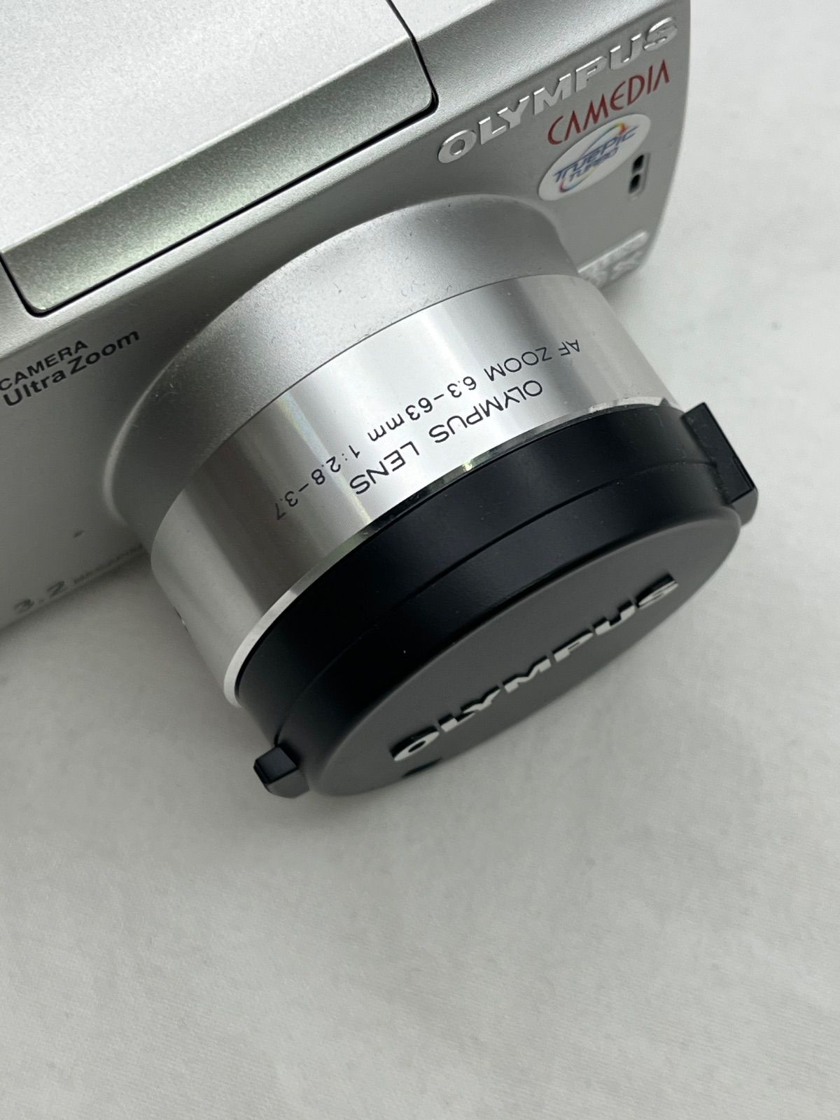 ▽OLYMPUS オリンパス デジタルカメラ/24万画素 CAMEDIA C-760 Ultra