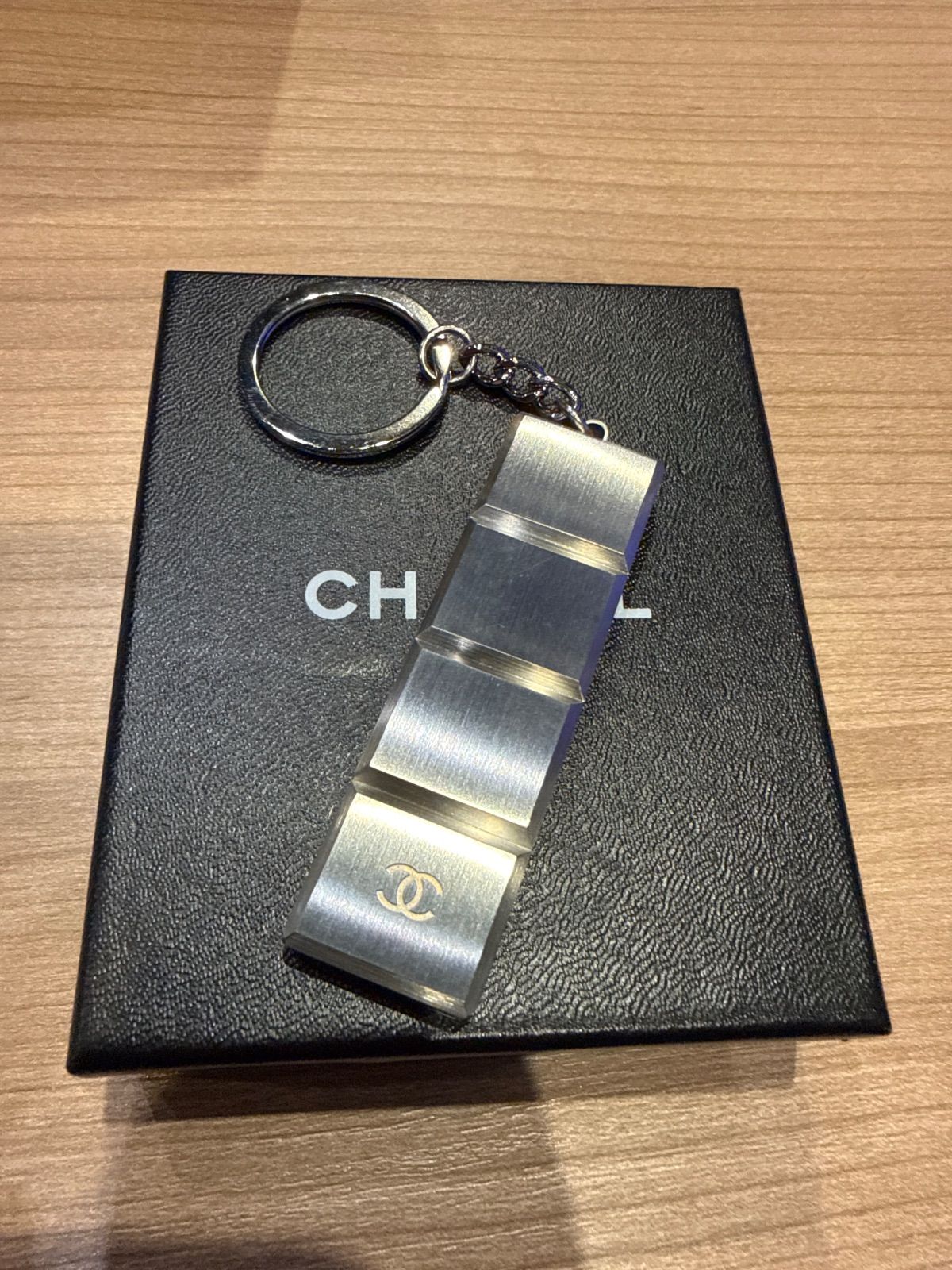 CHANEL 06A シャネル 希少 チョコバー　USB 500mb 中古】シャネル CHANEL チョコバー USB 500mb - メルカリ