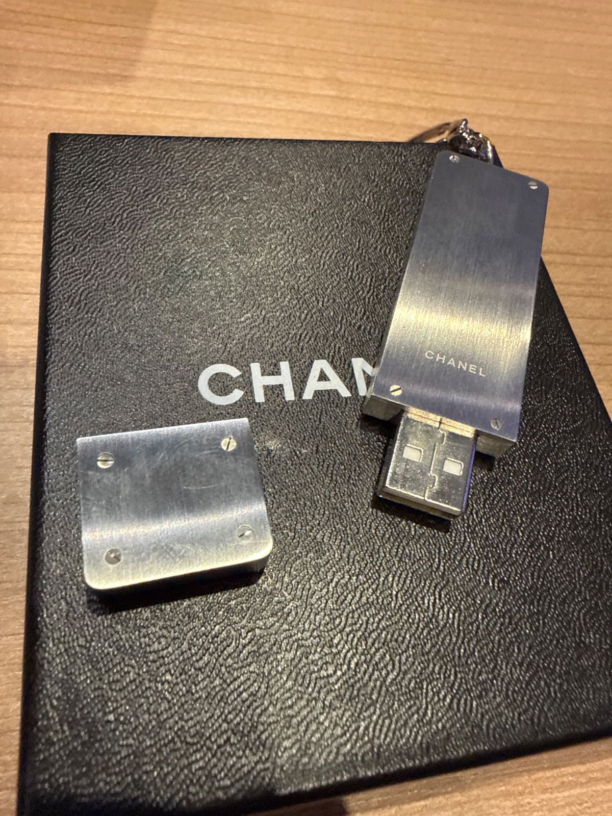 中古】シャネル CHANEL チョコバー USB 500mb - メルカリ