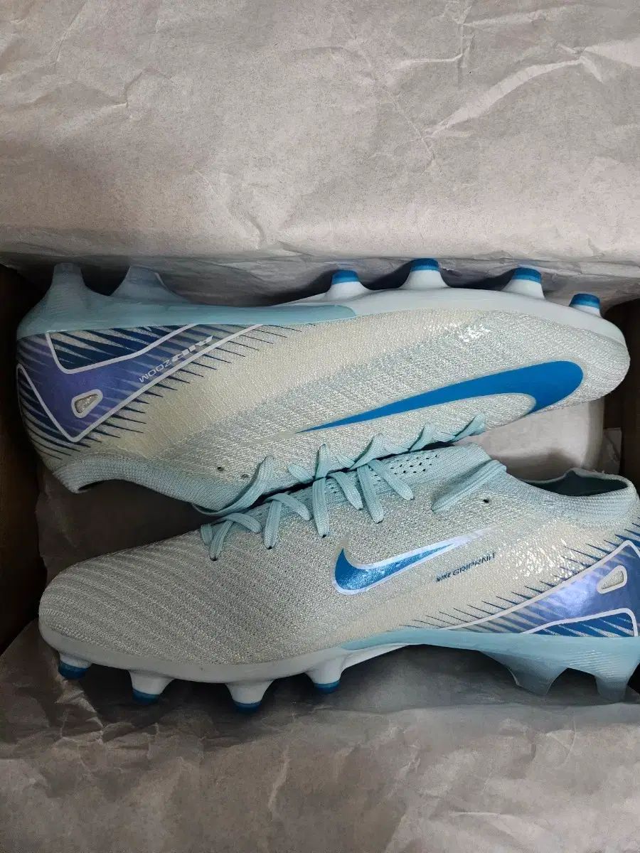 ナイキ サッカーシューズ 26,435円