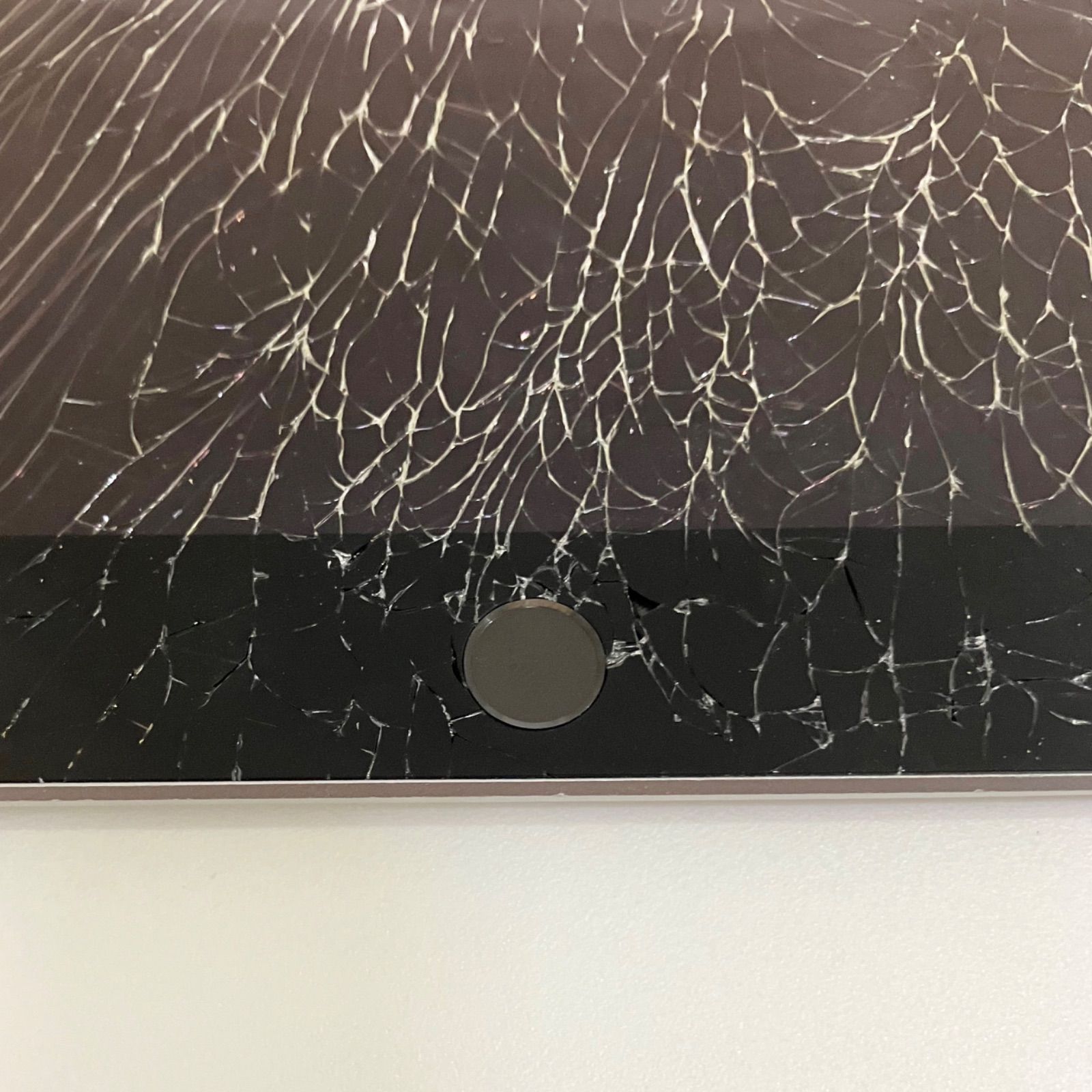 ジャンク】iPad 第6世代 32GB スペースグレイ - メルカリ