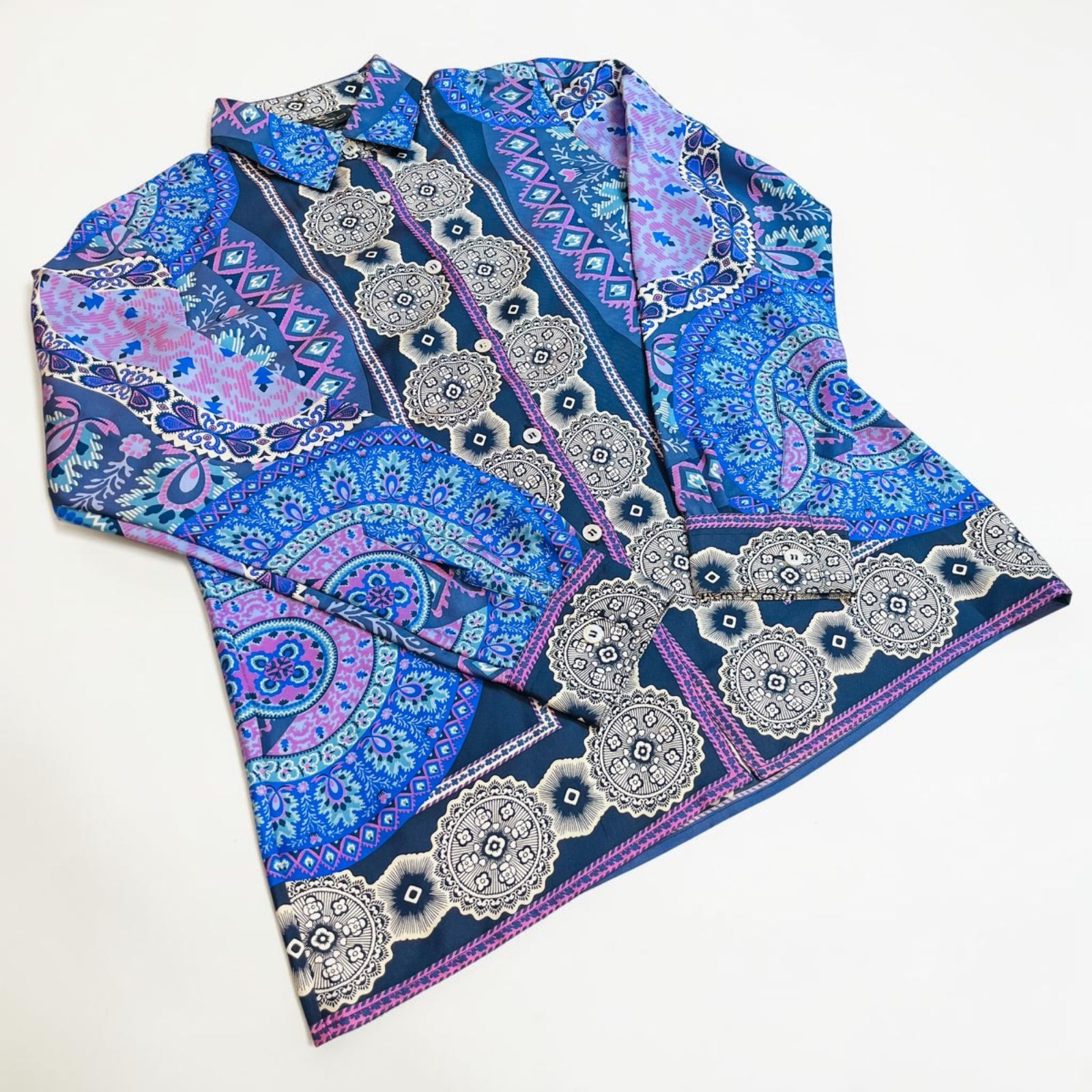 【美品】ETRO エトロ シルク シャツ 長袖 総柄 サイズ40 女性 上品 春 ETRO - エトロ ETRO シャツの通販 by KOMEHYO ONLINE ラクマ店｜エトロ