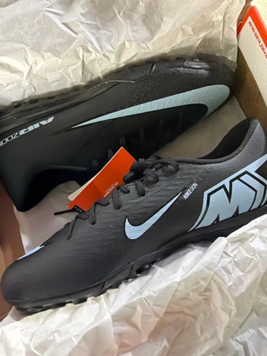 NIKE サッカーシューズ