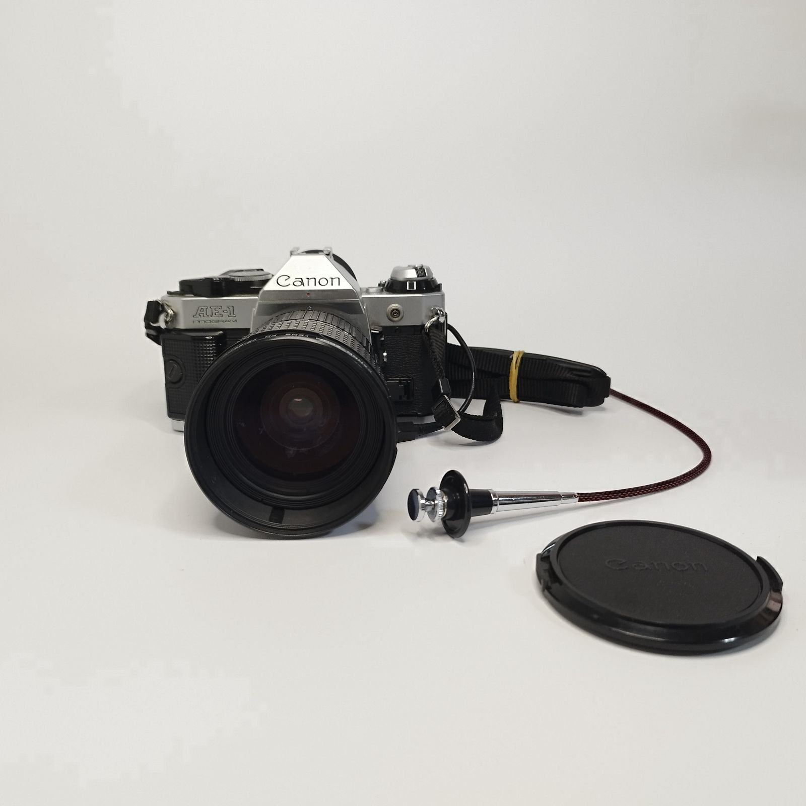 ◇Canon AE-1 ⁄ズームレンズ ⁄ストロボ setジャンク品 Yahoo