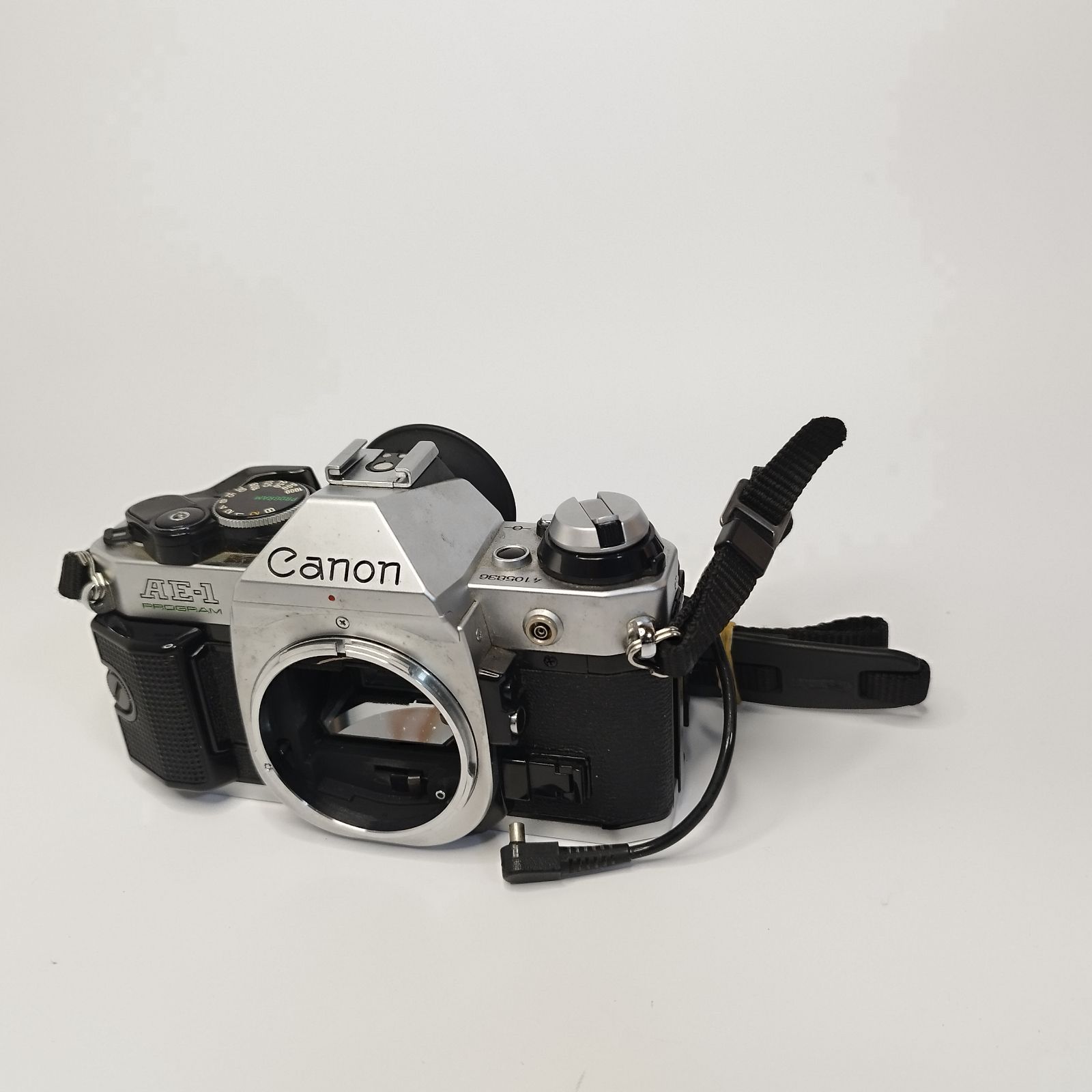 完動品 キャノン Canon AE-1 PROGRAM ＋ New FD 28-85mm F4 ズーム 