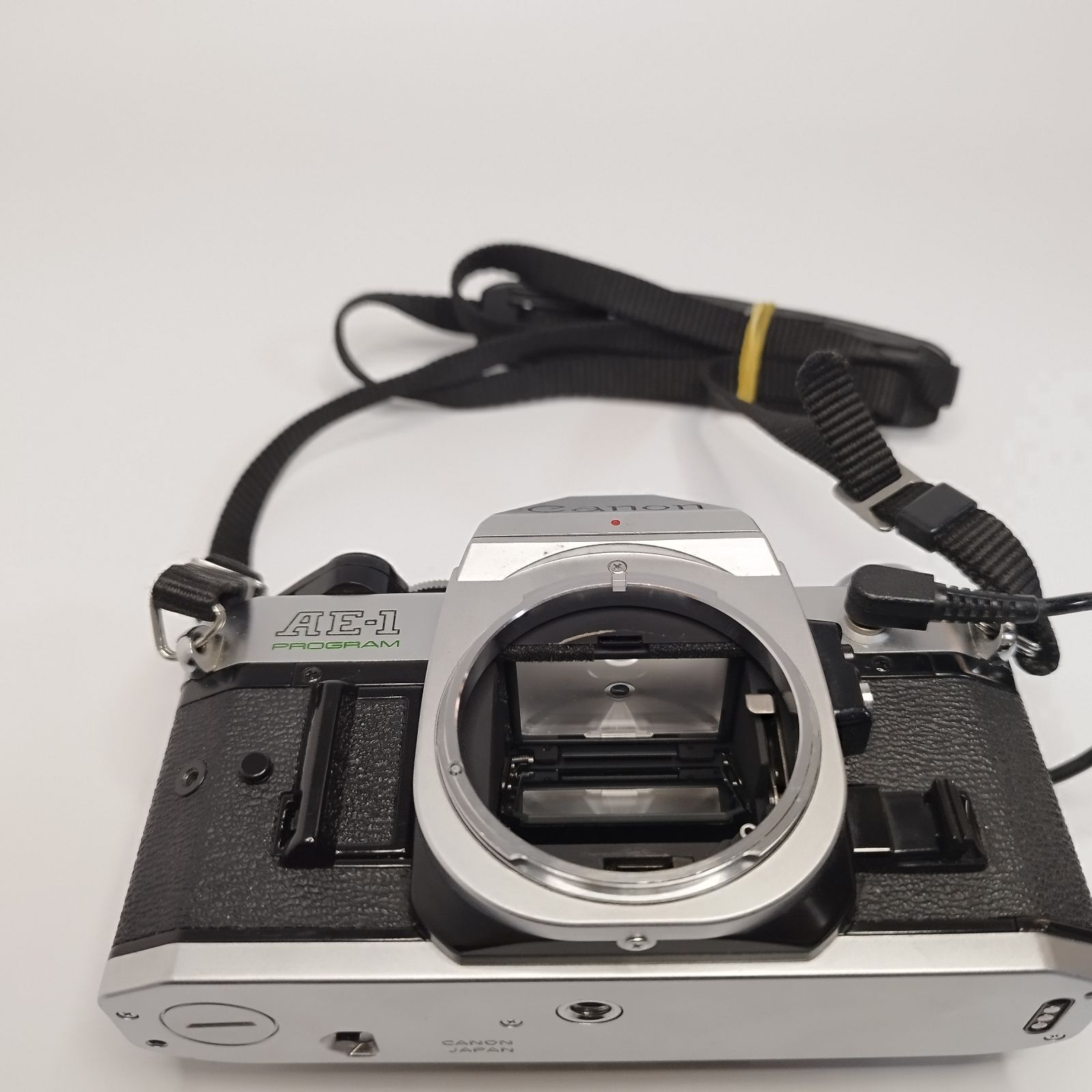 完動品 キャノン Canon AE-1 PROGRAM ＋ New FD 28-85mm F4 ズーム 