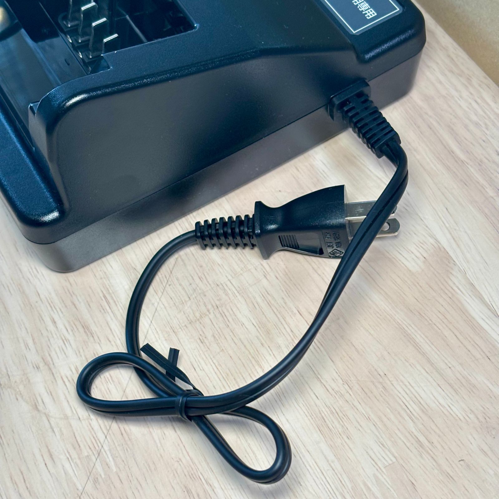 パナソニック(Panasonic) NKJ074Z バッテリー充電器 リチウムイオン パナソニック(Panasonic) NKJ074Z バッテリー充電器 リチウムイオン