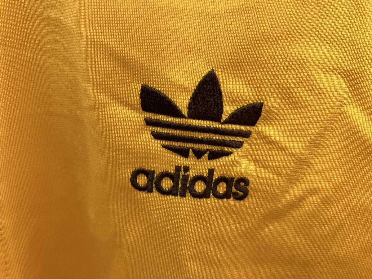 adidas ／ アディダス ／ 古着 ／ 万国旗タグ ／ トラックジャケット