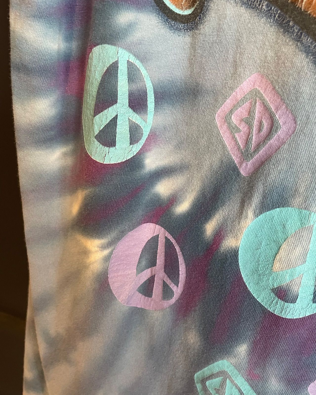 1997 Scooby-Doo tie-dye T-shirt (Changes, Hanna-Barbera licensed, L, made in USA) 15