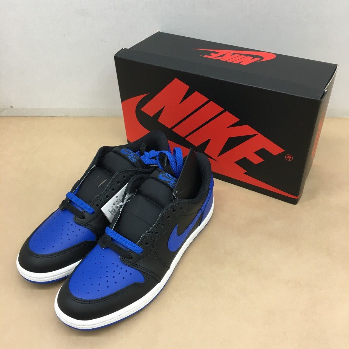 未使用 NIKE AIR JORDAN 1 LOW 