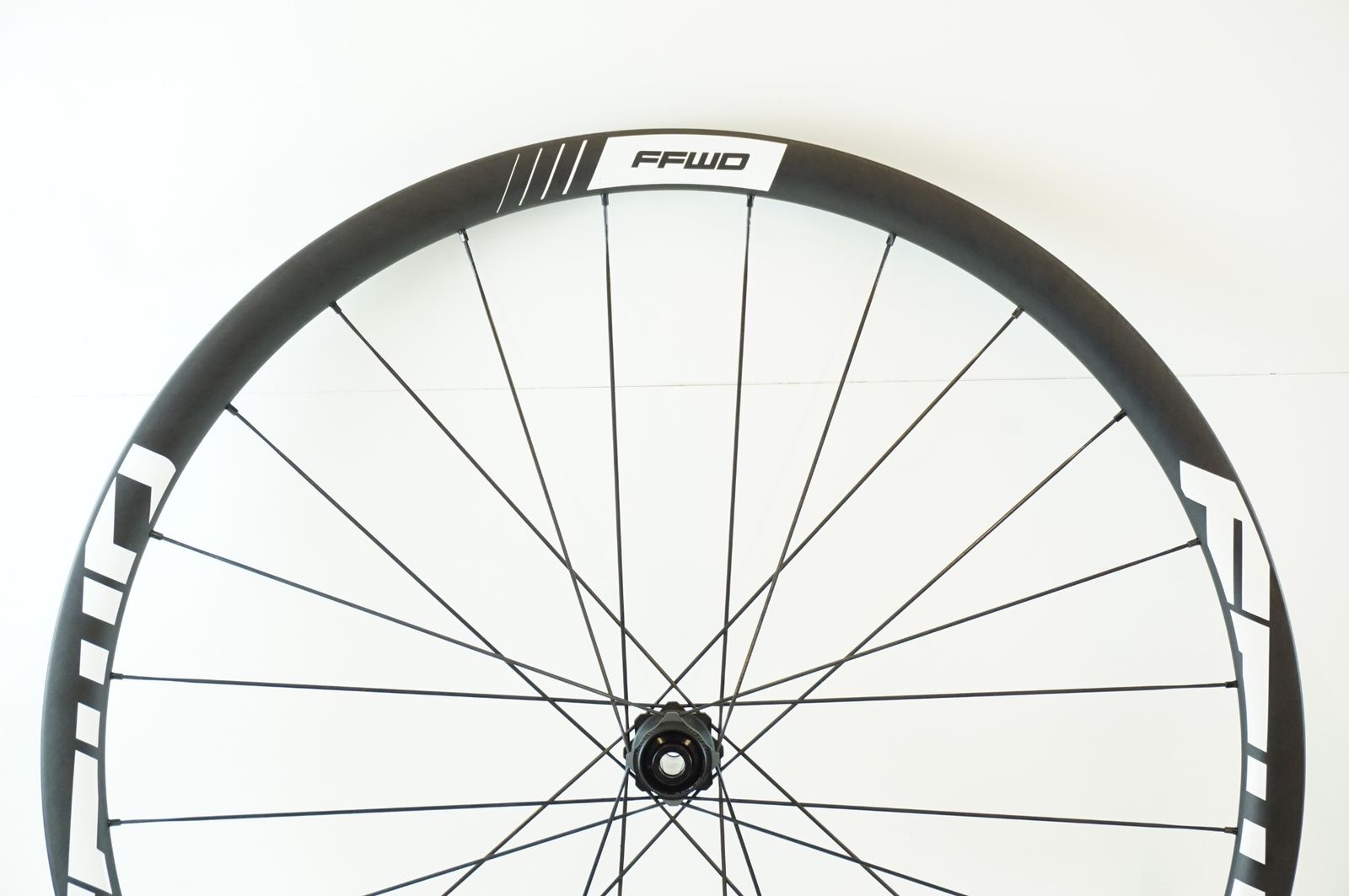 FFWD 「ファストフォワード」 F3 リム DT SWISS 240S ハブ シマノ11速