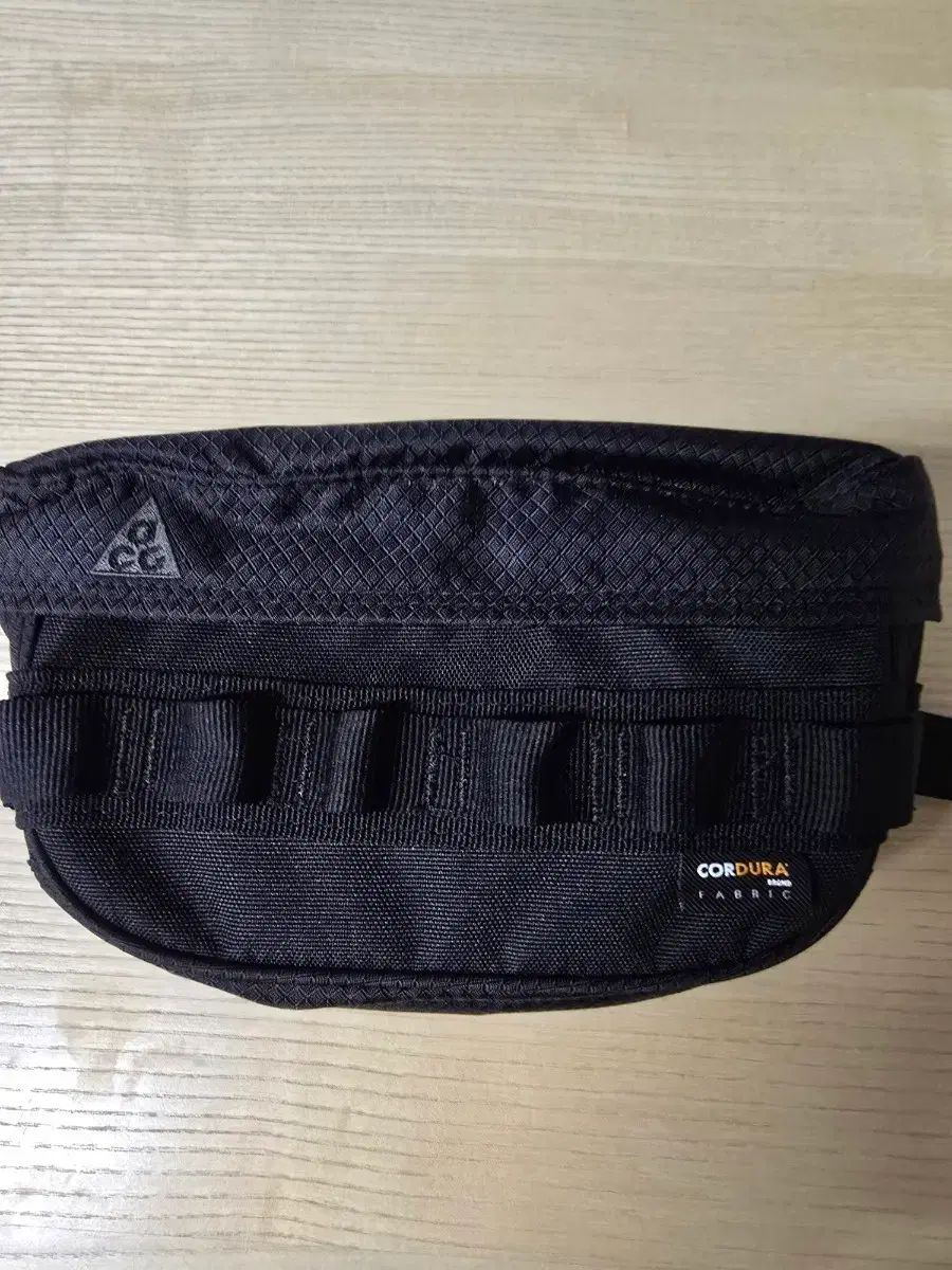 ナイキ ACG カースト ウェストバッグ