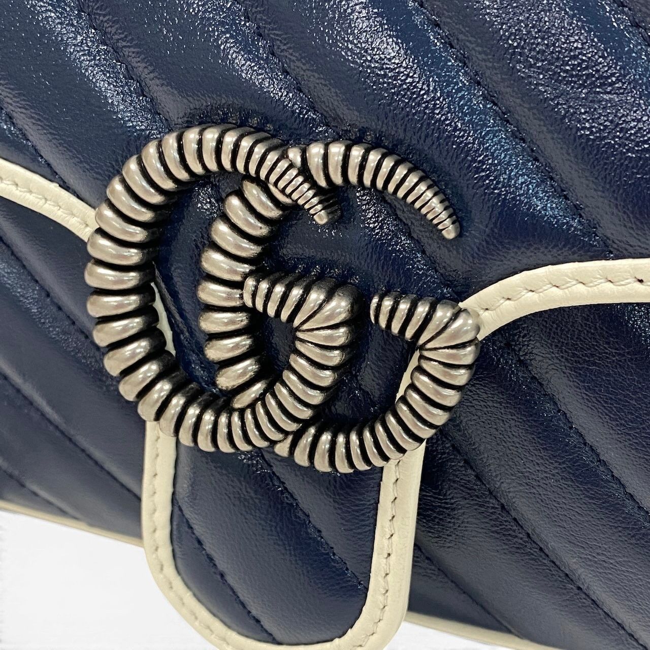 e4 《極美品》 GUCCI グッチ GGマーモント チェーンショルダーバッグ 