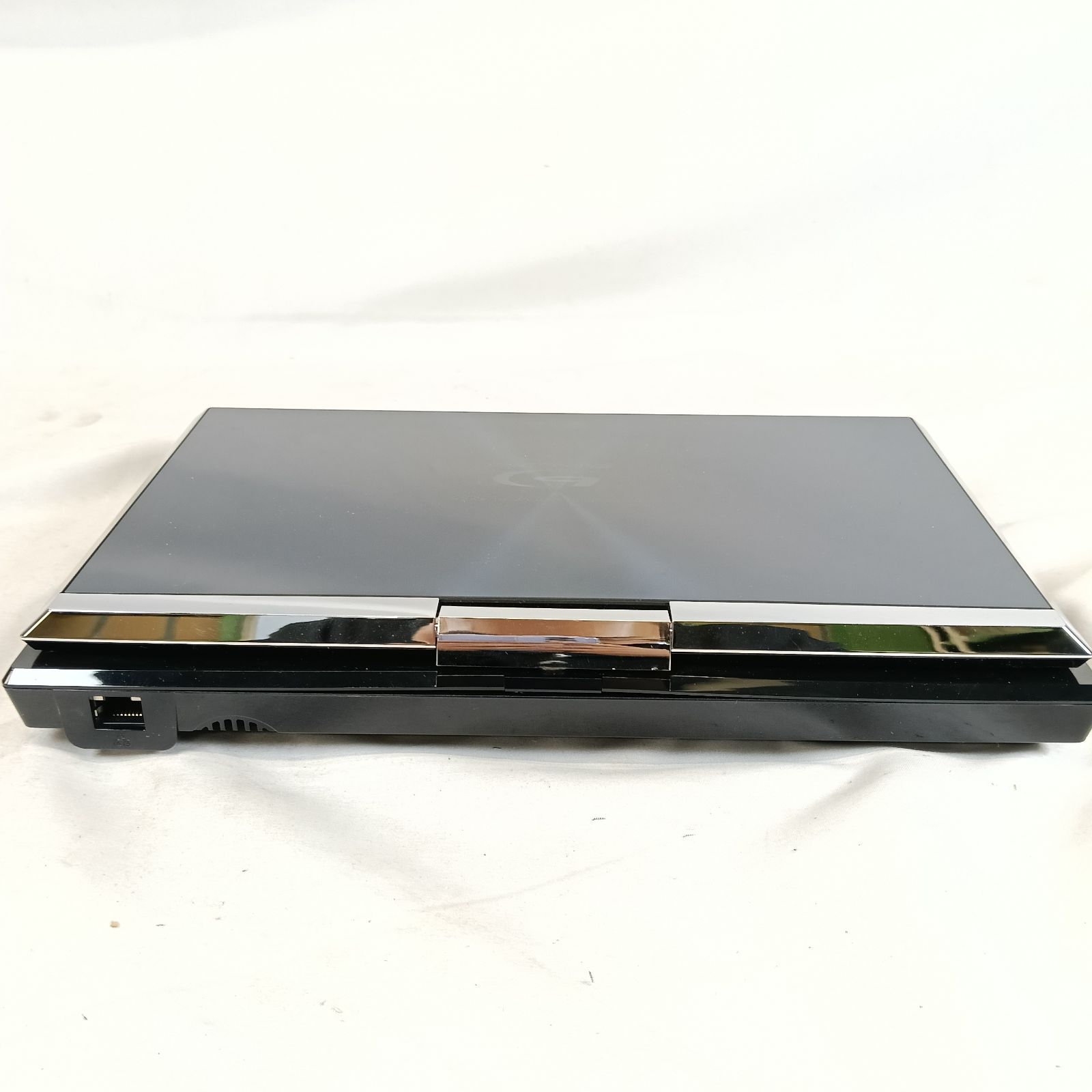 動作品 LG 9型ポータブルブルーレイプレーヤー BP690 本体のみ - メルカリ