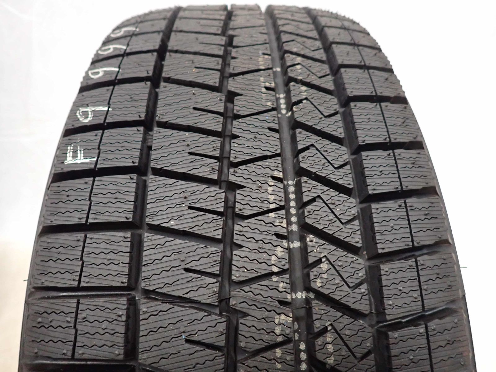 冬新品2024年製 4本SET 会社宛 送料無料 205/55R16 91S ダンロップ