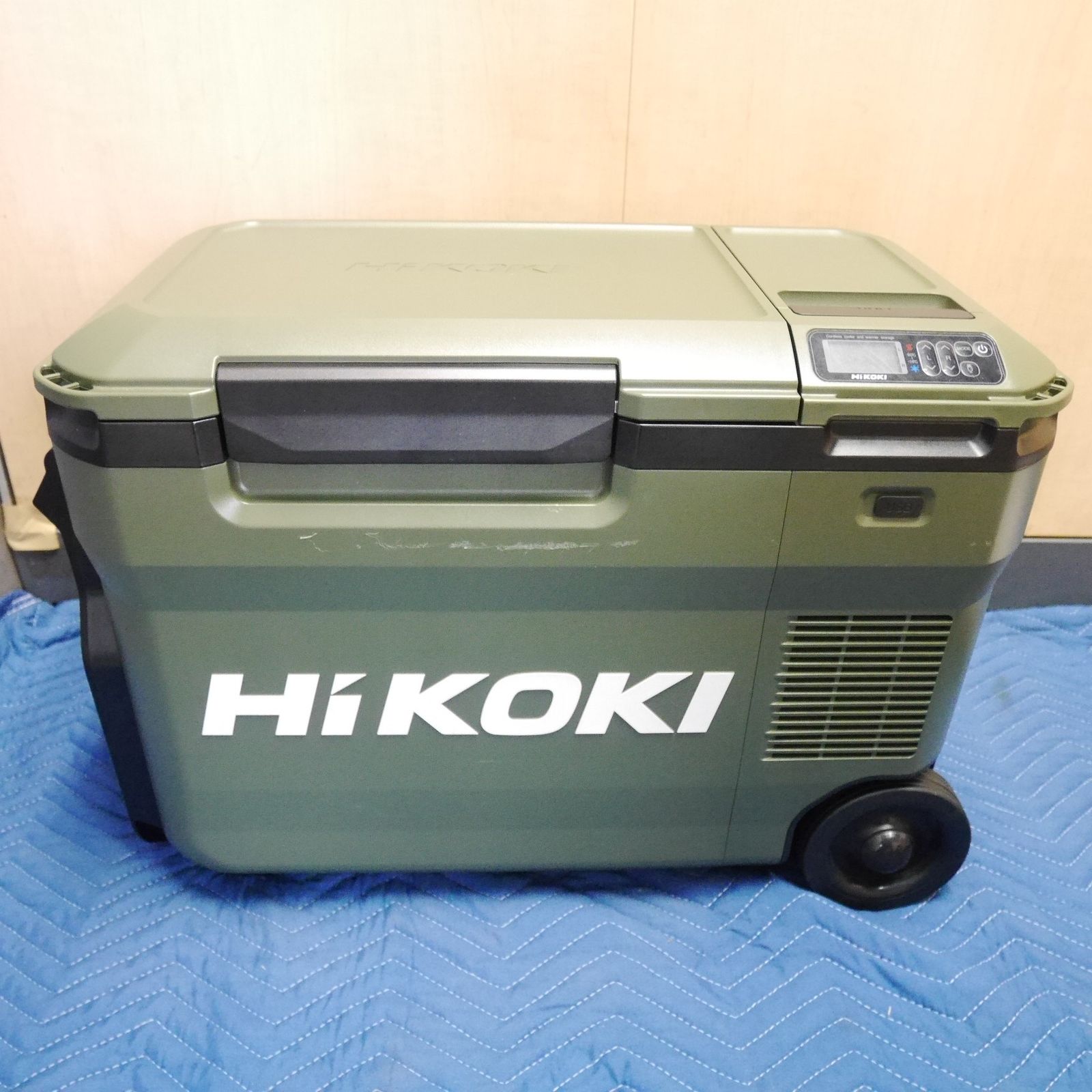 ハイコーキ　冷温庫　バッテリー2個 ハイコーキHIKOKI 冷温庫、バッテリー2個、急速充電付き 【公式通販】
