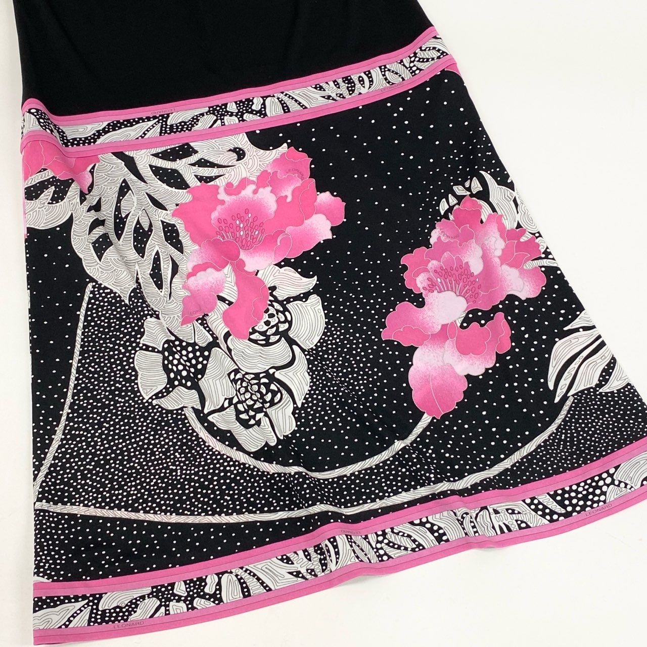 32i9【美品】 LEONARD レオナール 七分袖ワンピース カンカン素材