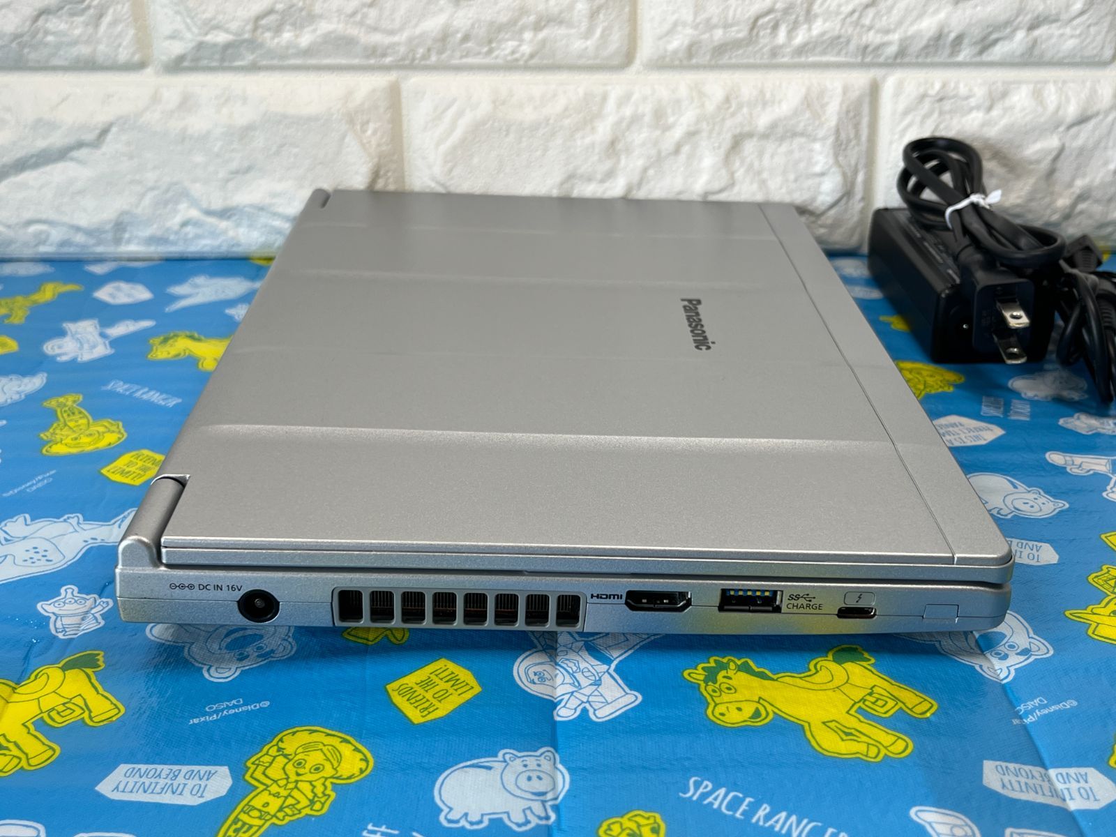 極美品 LTE レッツノート CF-SV8 12.1型 Office2024 Let's note SV 中古 ノートパソコン 軽量 MicrosoftOffice2024