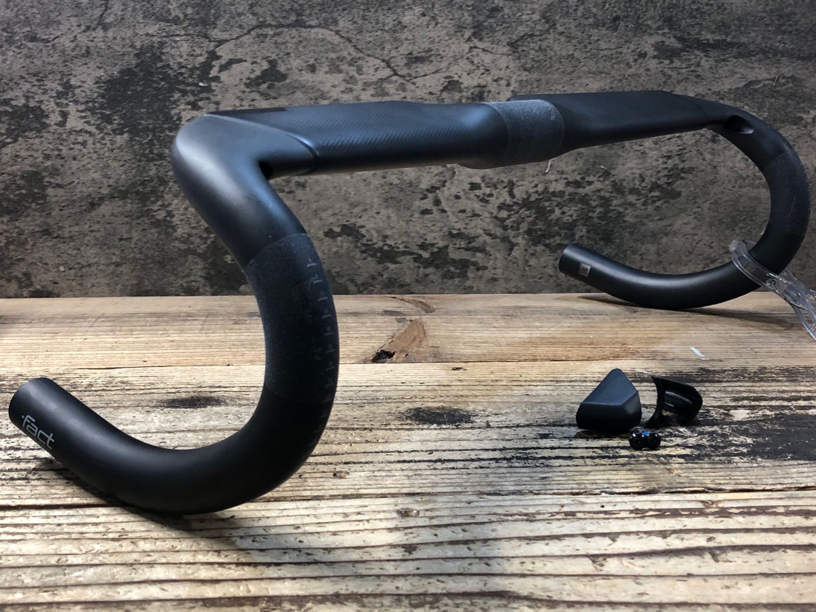 KD118 スペシャライズド SPECIALIZED AEROFLY2 エアロフライ2 カーボンドロップハンドル 440mm Φ31.8