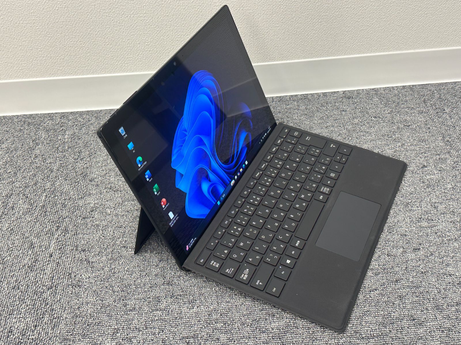 Surface Pro 6 i7 8GB 256GB Win11 Office2019 - メルカリ