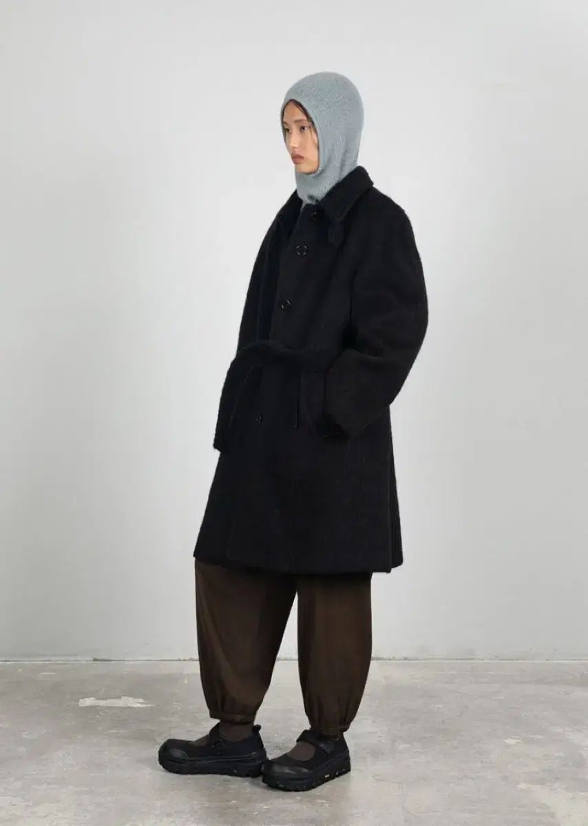 アモーメント Alpaca Raglan Coat - black - メルカリ