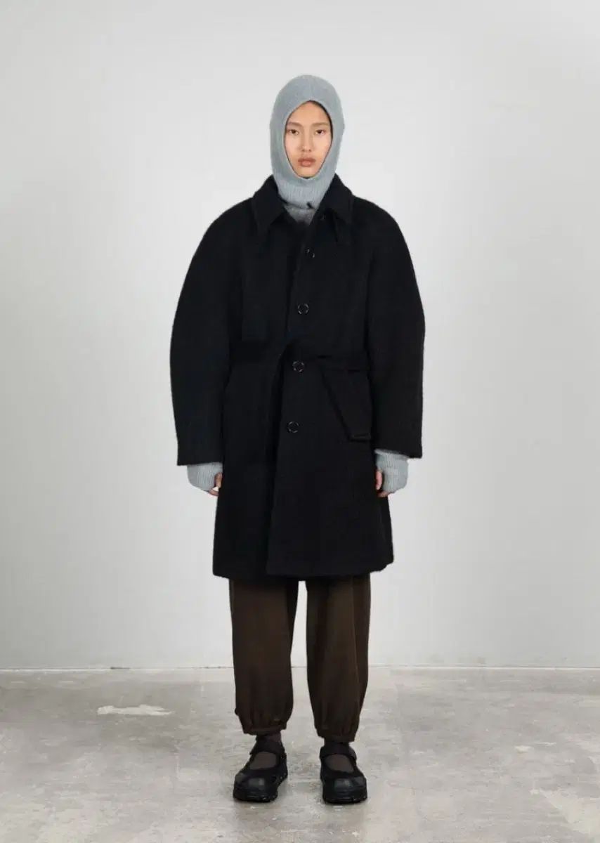 AMOMENTO アモーメント WOOL RAGLAN COAT アモーメント Alpaca Raglan Coat - black - メルカリ