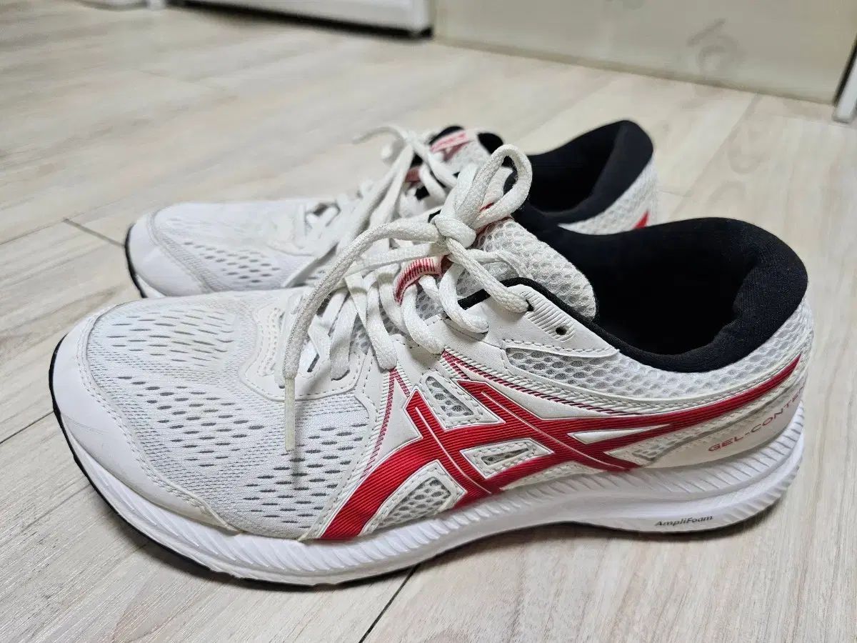 アシックス ゲル テン(TEN) ド 7 (白/レッド) 4万で出品 (265)