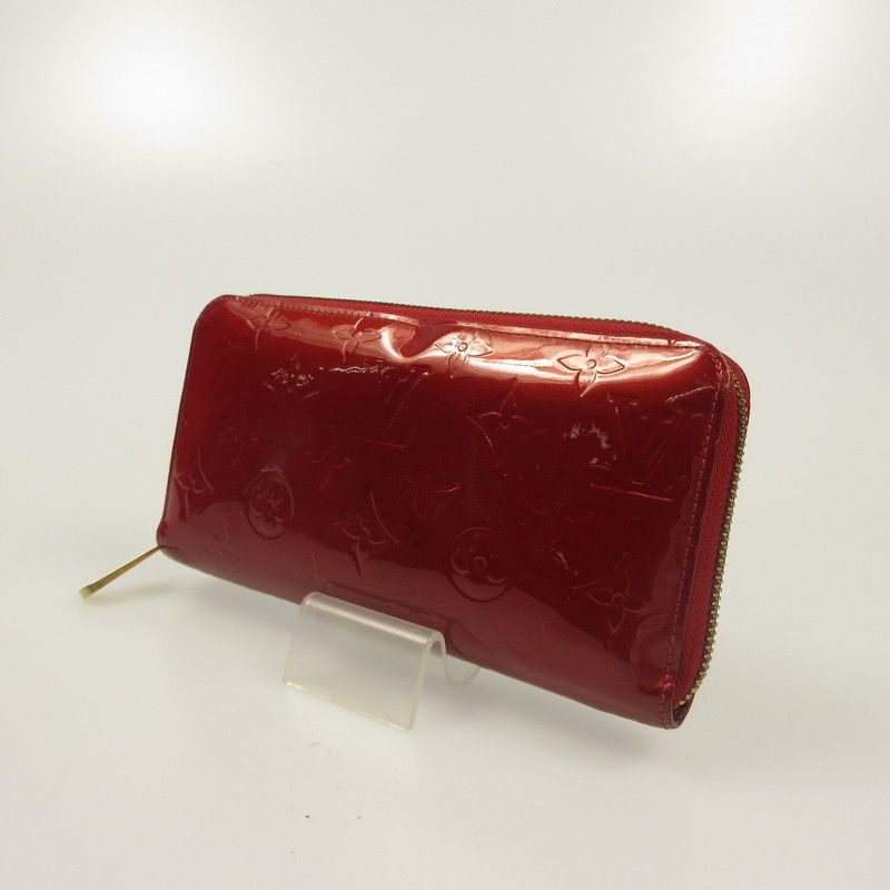 らいにゃん ルイヴィトン 廃盤色ヴェルニ 長財布 中古 ルイヴィトン 長財布 LOUIS VUITTON 破格本物 ヴェルニ ポルトフォイユ