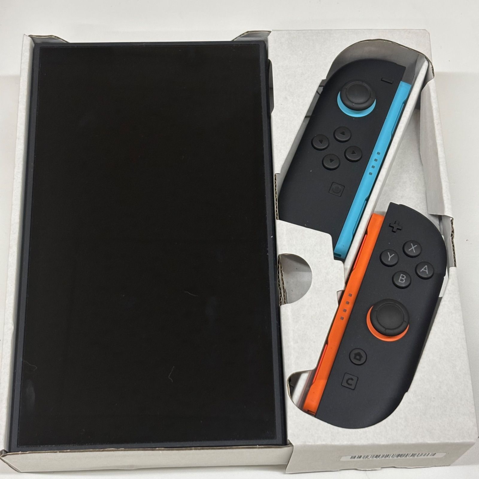 【メルカリ便】Nintendo Switch 本体 Joy-Con付き o) Nintendo Switch 本体 Joy-Con ネオンブルー/ネオンレッド 箱付き