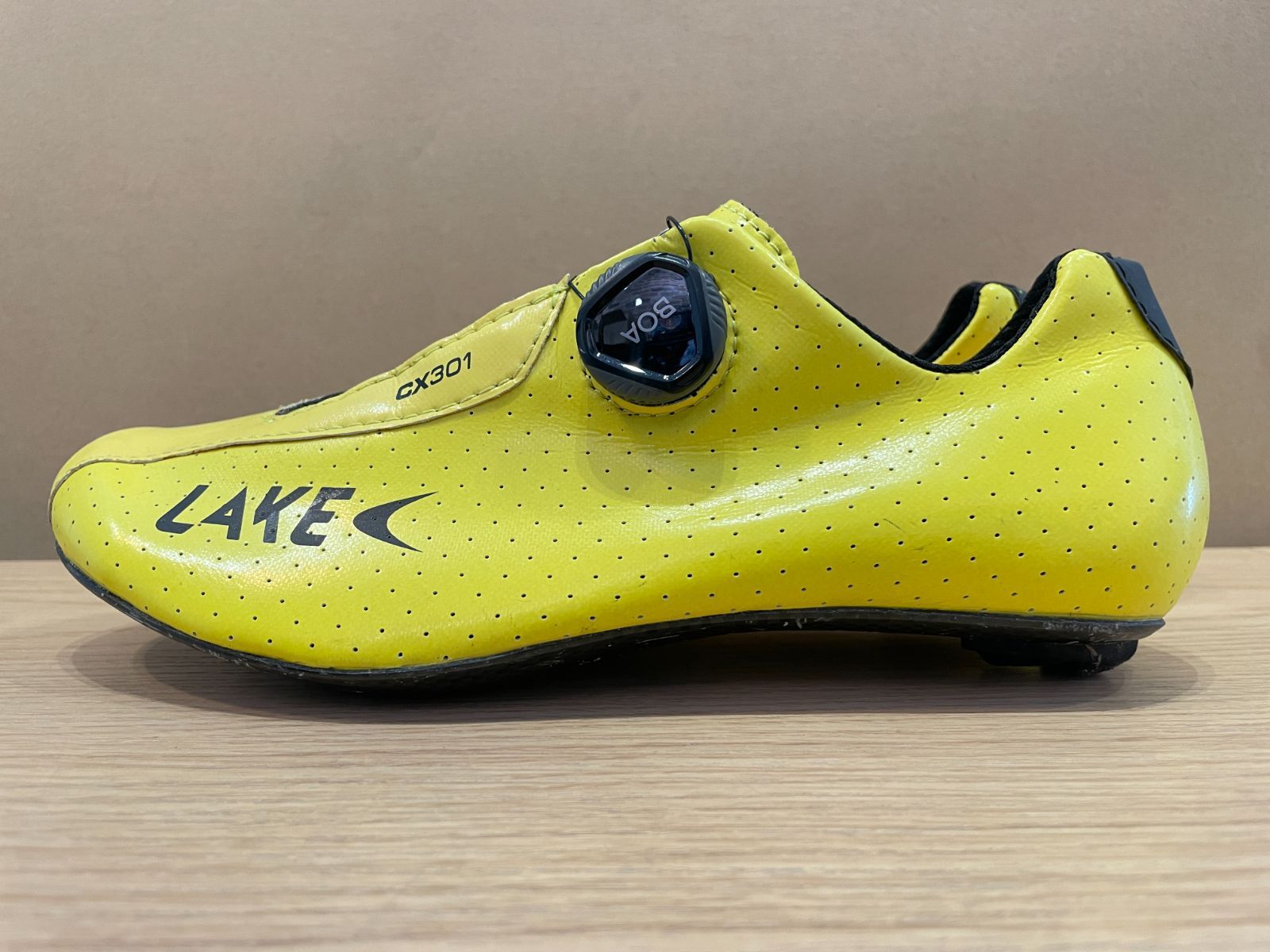 P4399 □USED□LAKE レイク CX301 EU40 25.05cm-25.3cm ロードシューズ