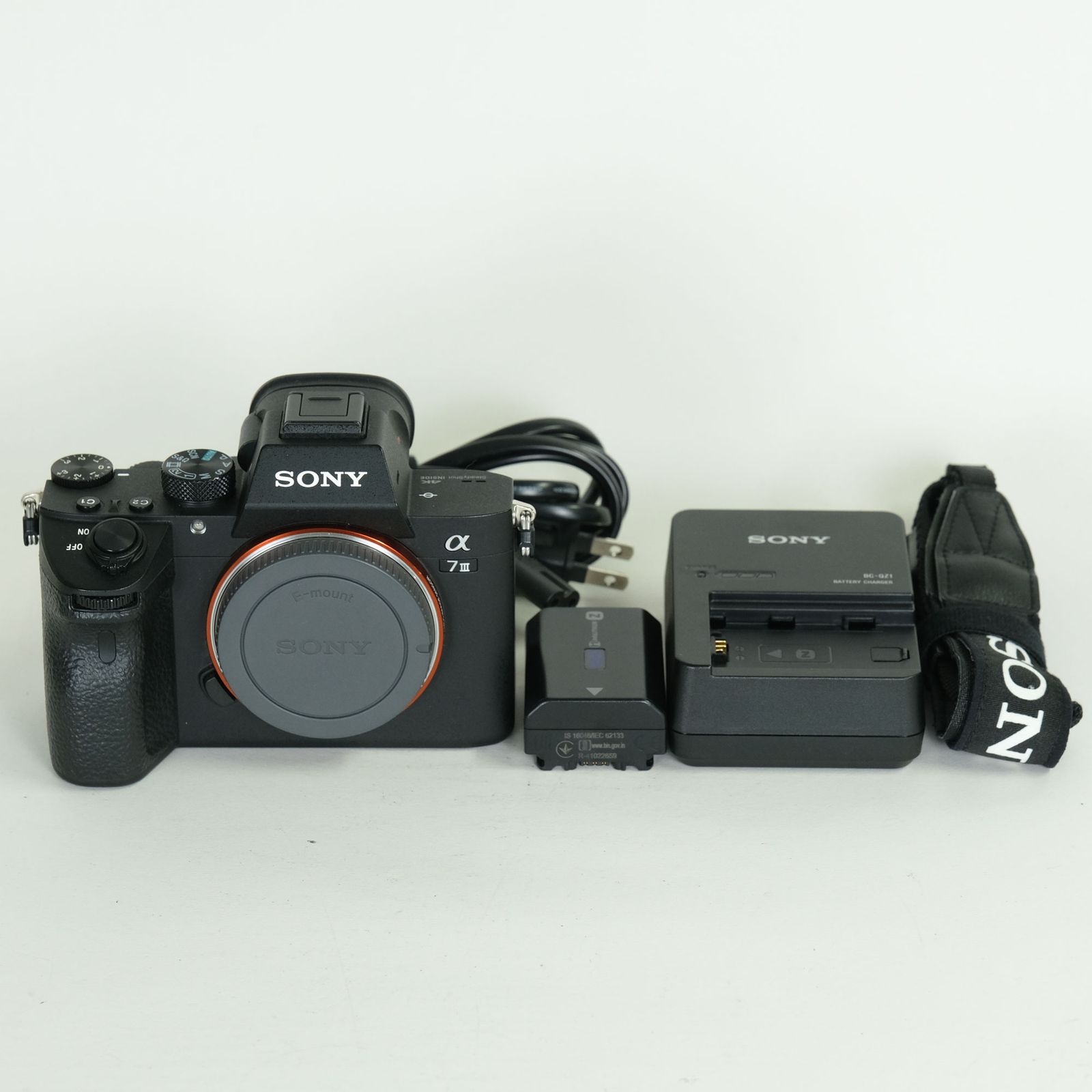 良品 | シャッター数18,254回｜チャージャー付] SONY α7 III（ILCE-7M3