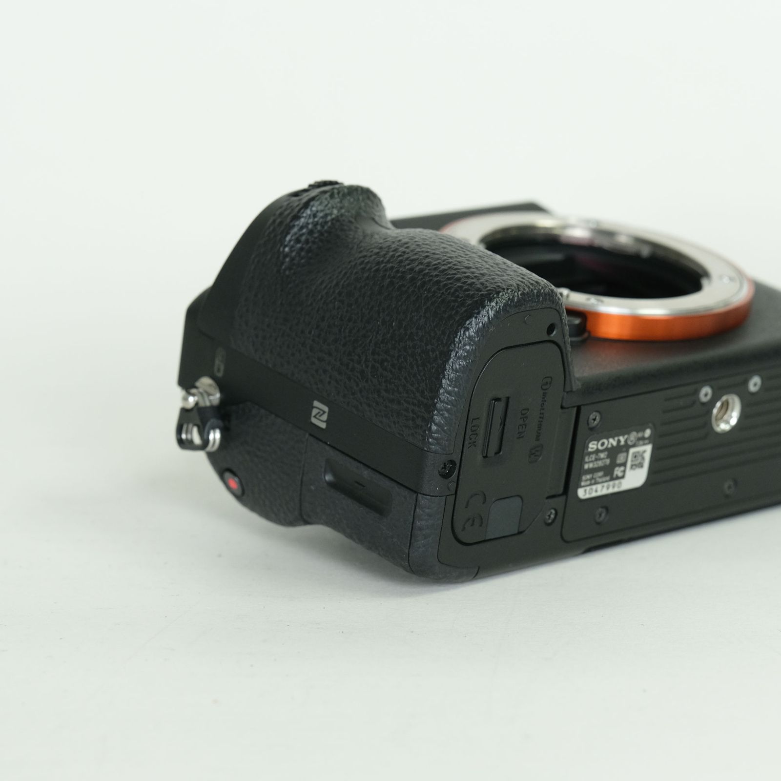 良品 | シャッター数3,297回] SONY α7 II（ILCE-7M2） [ボディ] | SONY