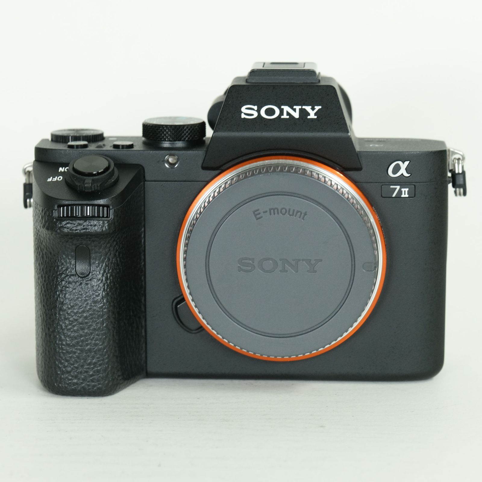 SONY α7 II (ILCE-7M2)シャッター数7740回　Eマウント 良品 | シャッター数12,605回] SONY α7 II（ILCE-7M2） [ボディ] E