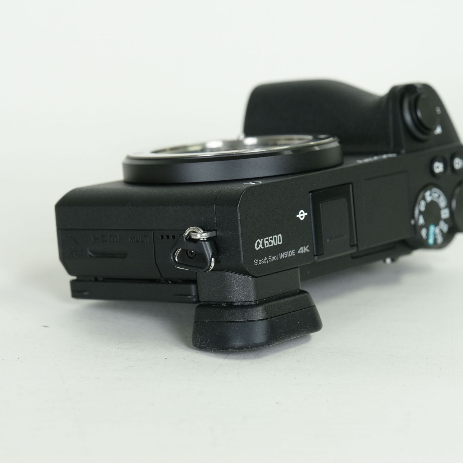美品 | シャッター数2,570回｜ボディケース付] SONY α6500（ILCE-6500