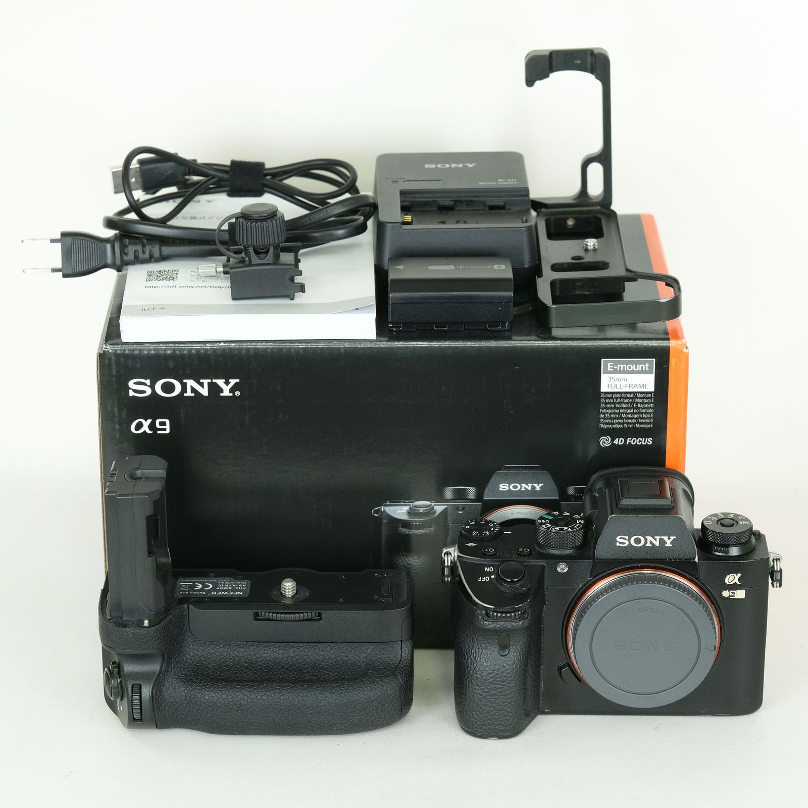 ★SONY α9 ILCE-9 ボディ・バッテリーグリップ・バッテリー3個付き★ 並品 | シャッター数146,478回｜バッテリーグリップ・リグ付] SONY α9