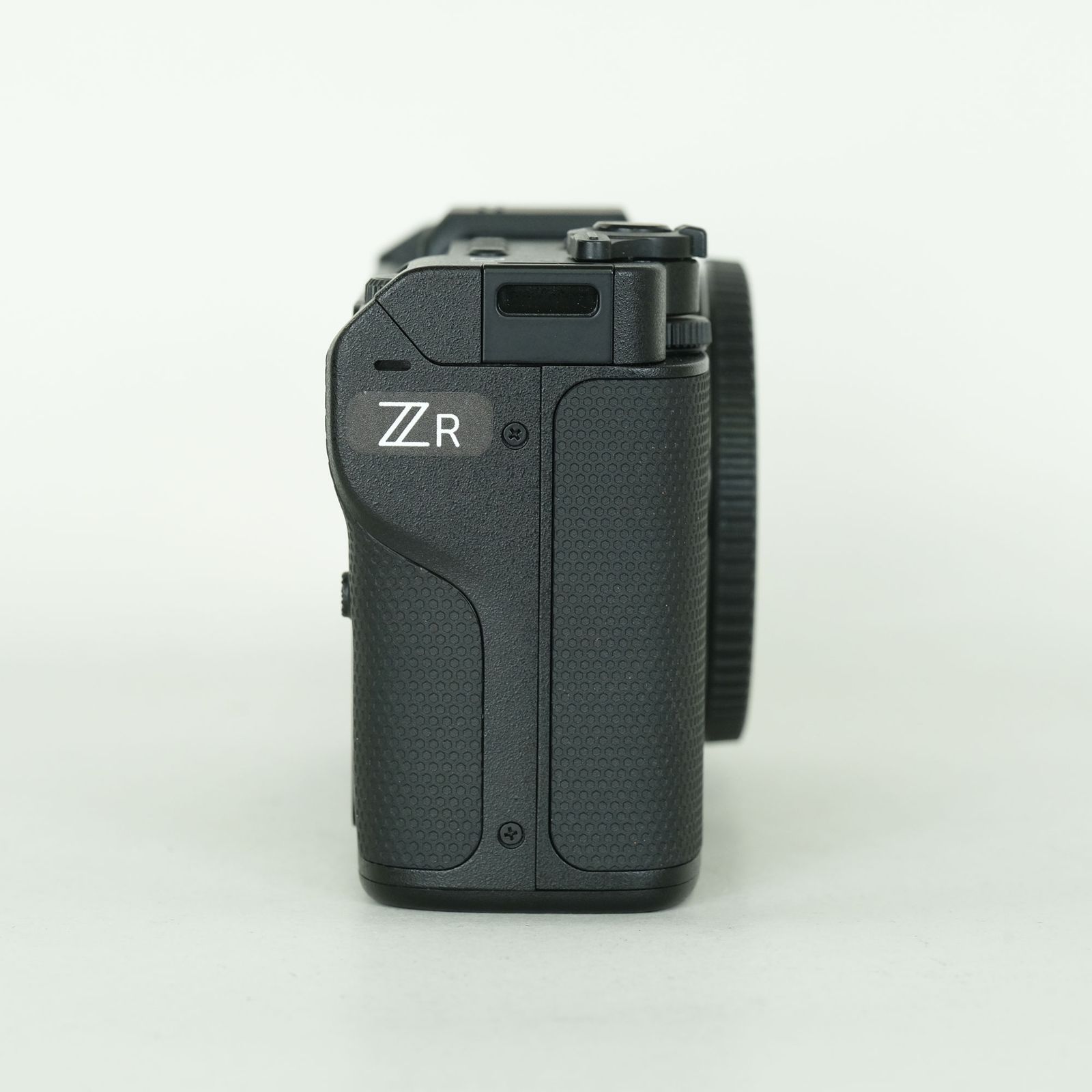 【シャッター回数1330】美品 Nikon ZR ボディ 箱付き 新品)Nikon (ニコン) ZR ボディ（商品ID：4960759919656）詳細ページ