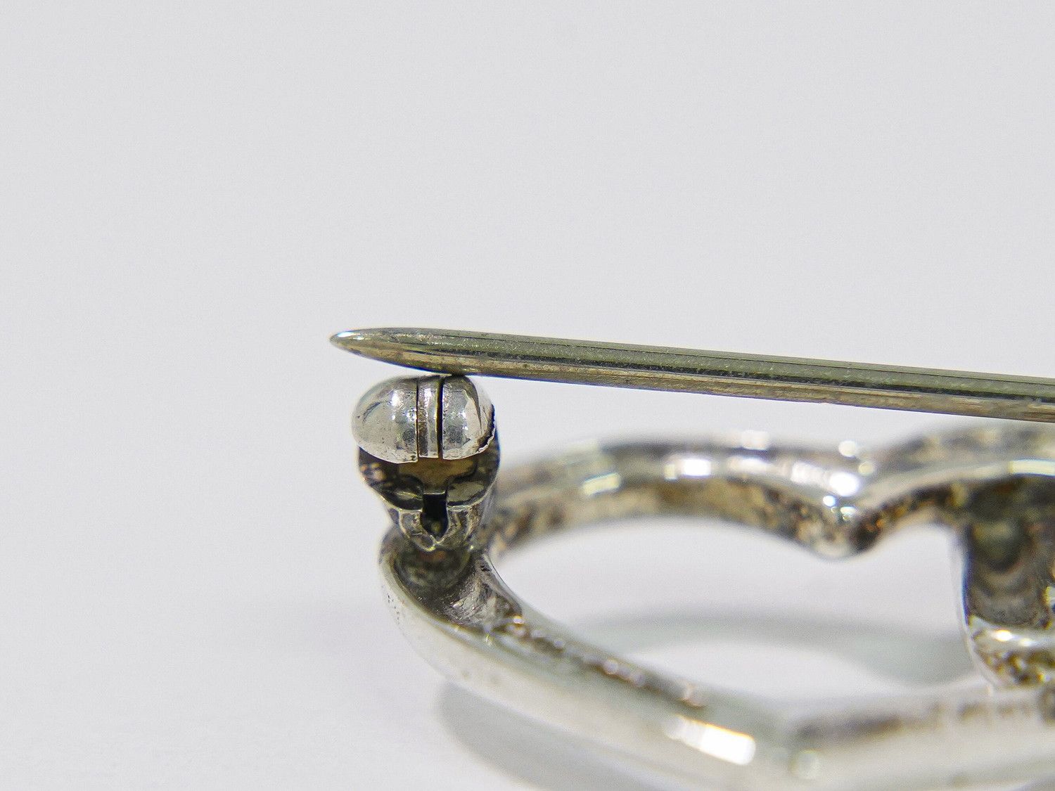 本物 ティファニー TIFFANY & Co. トリプルハート 925 ブローチ ピン
