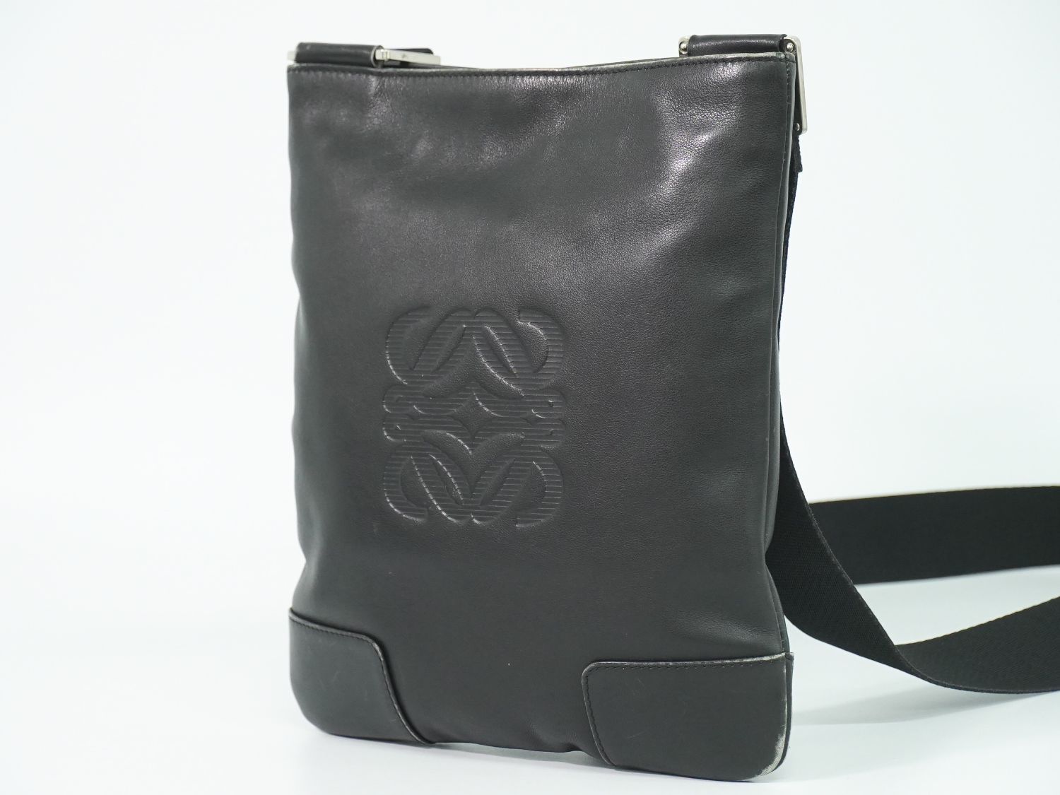 本物 ロエベ LOEWE アナグラム ショルダーバッグ ポシェット レザー