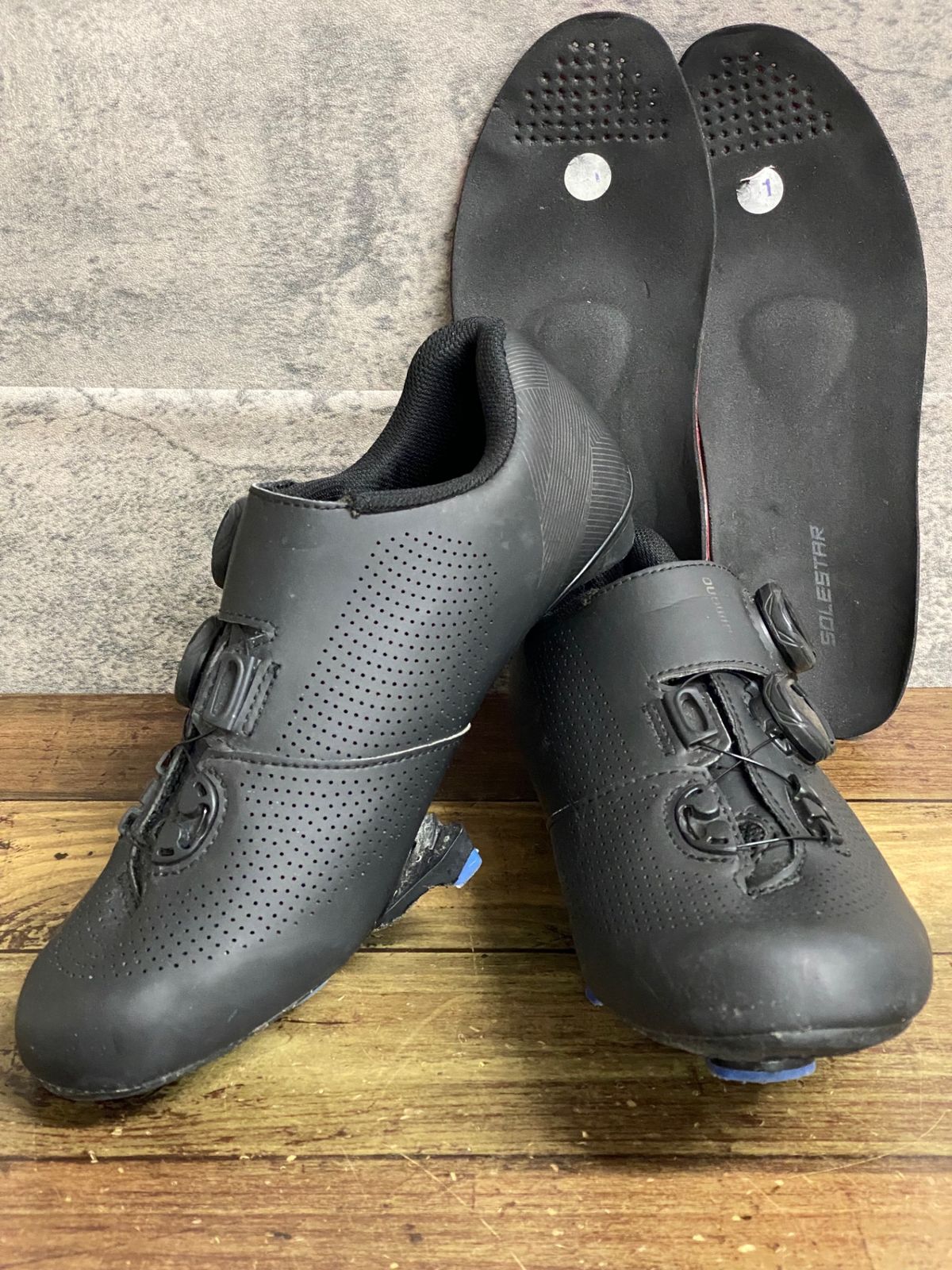 JM018 シマノ SHIMANO RC7 SHRC701M L01 E ビンディングシューズ 3穴 黒 EU40.5