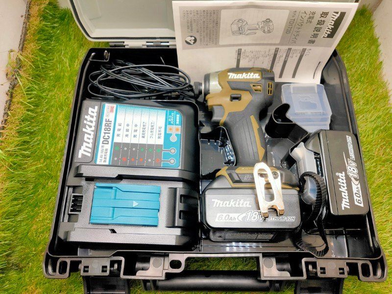 ☆マキタ インパクトドライバ TD173DRGXO マキタ純正バッテリ2個、充電器、ケース オリーブ　オーバーホール済み