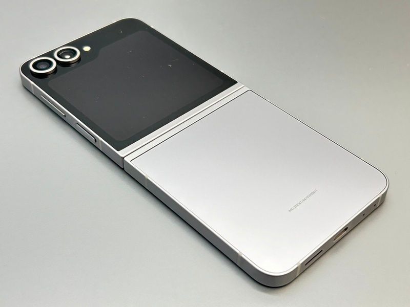 中古】SM-F741Q 256GB Galaxy Z Flip6【訳あり 】 SIMフリー シャドウ