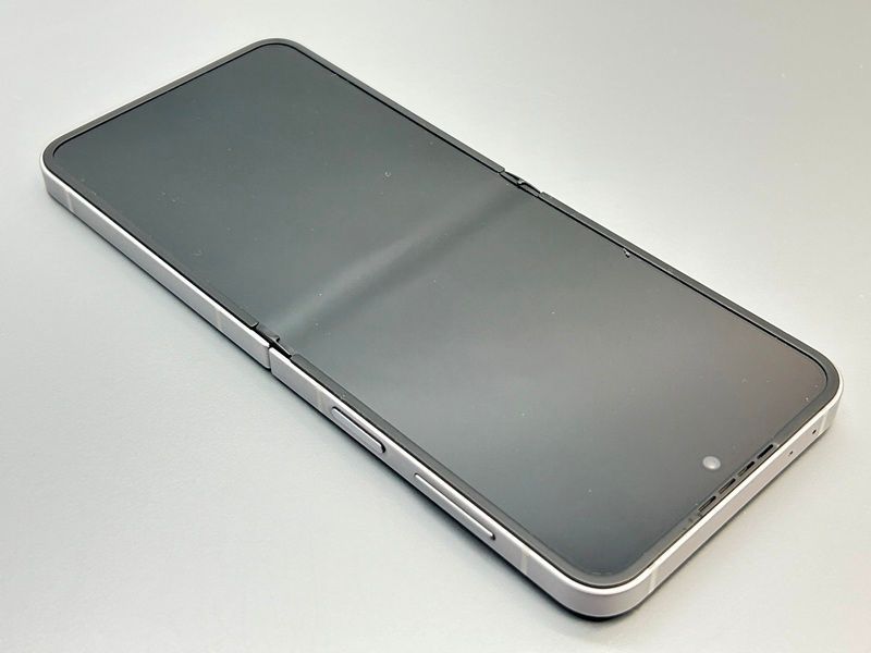 中古】SM-F741Q 256GB Galaxy Z Flip6【訳あり 】 SIMフリー シャドウ