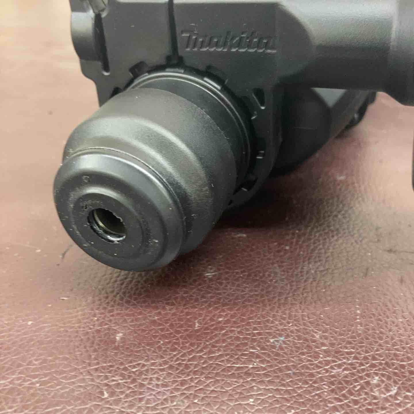 品】 マキタ(makita) ハンマドリル HR1841F 【東大和店】 【公式通販】