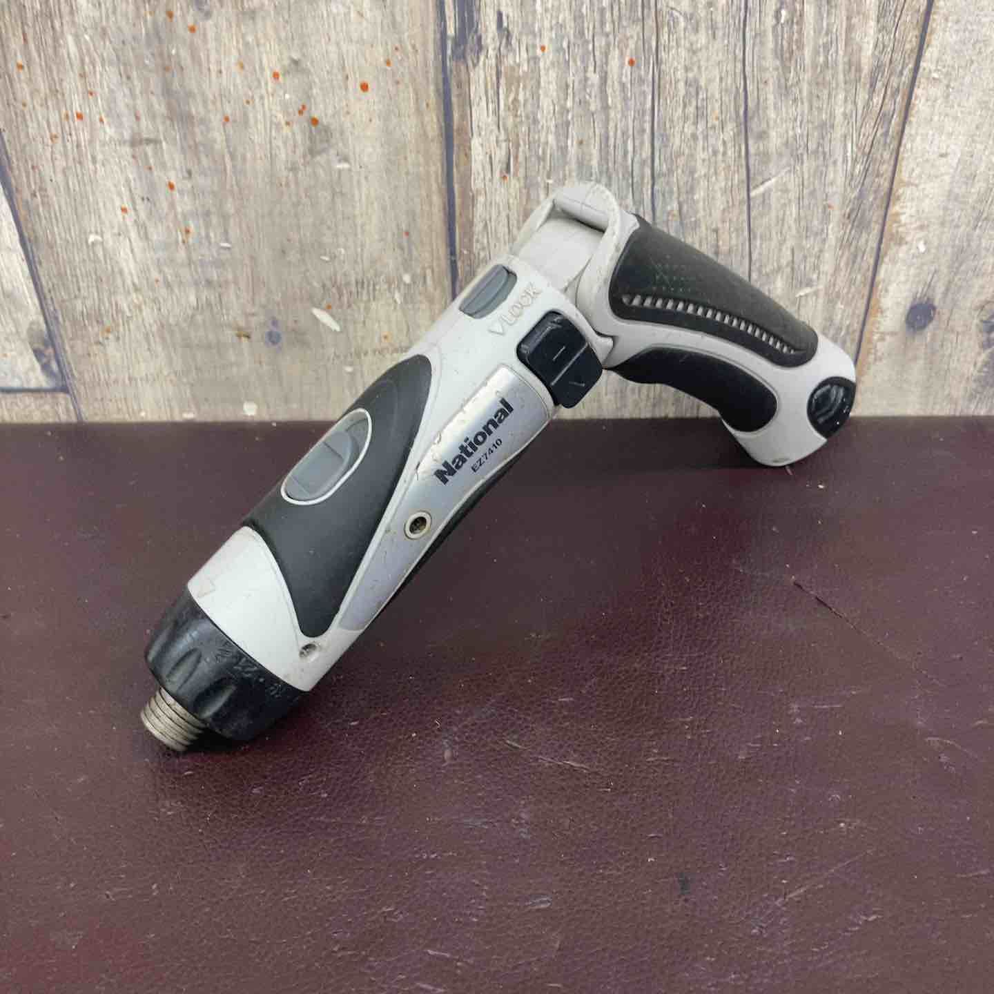 【中古品】 パナソニック(Panasonic) コードレススティックドリルドライバー 3.6V グレー EZ7410LA2SH1 【東大和店】