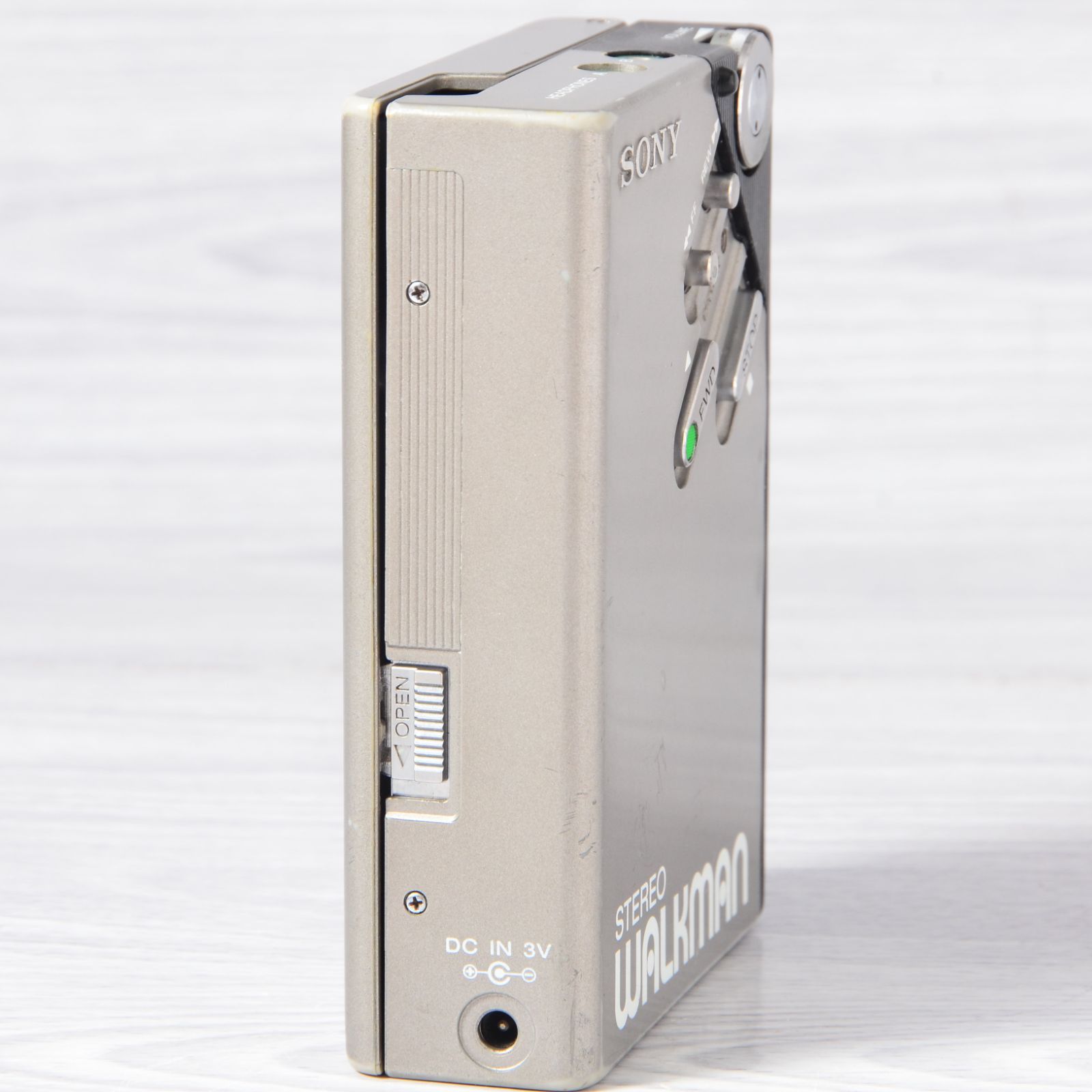 SONY WALKMAN WM-2 カセットウォークマン シルバー 整備済 TY435