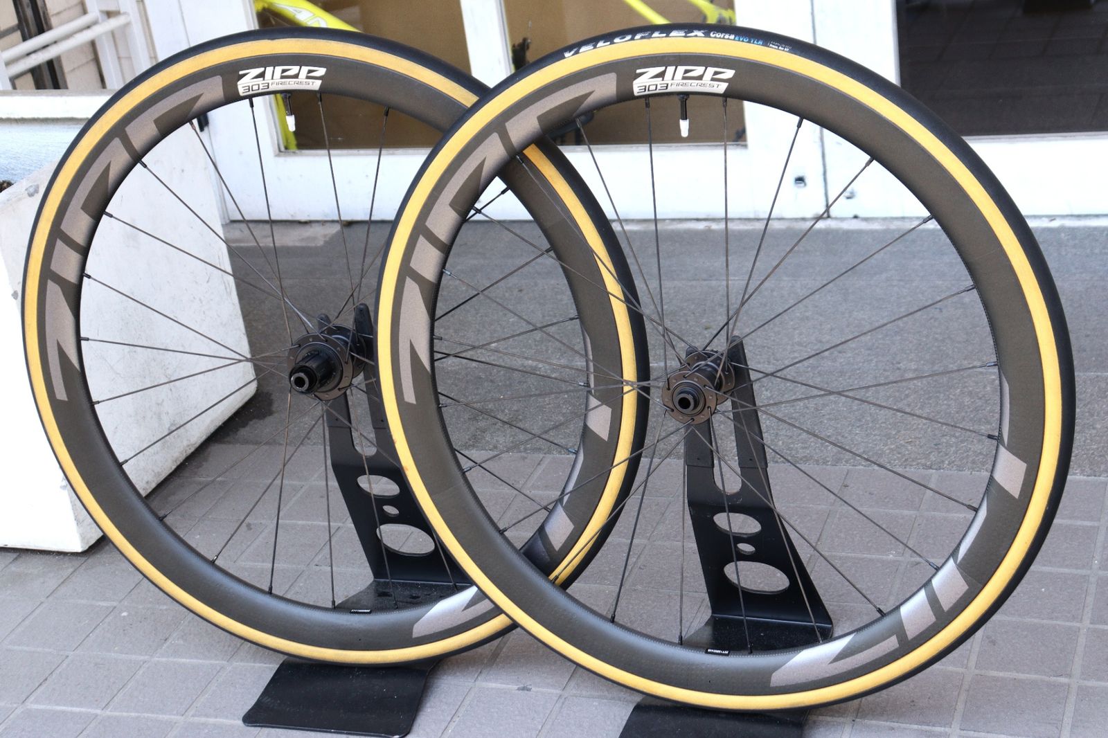 ジップ ZIPP ファイアクレスト ディスク 303 FIRECREST DISC カーボン
